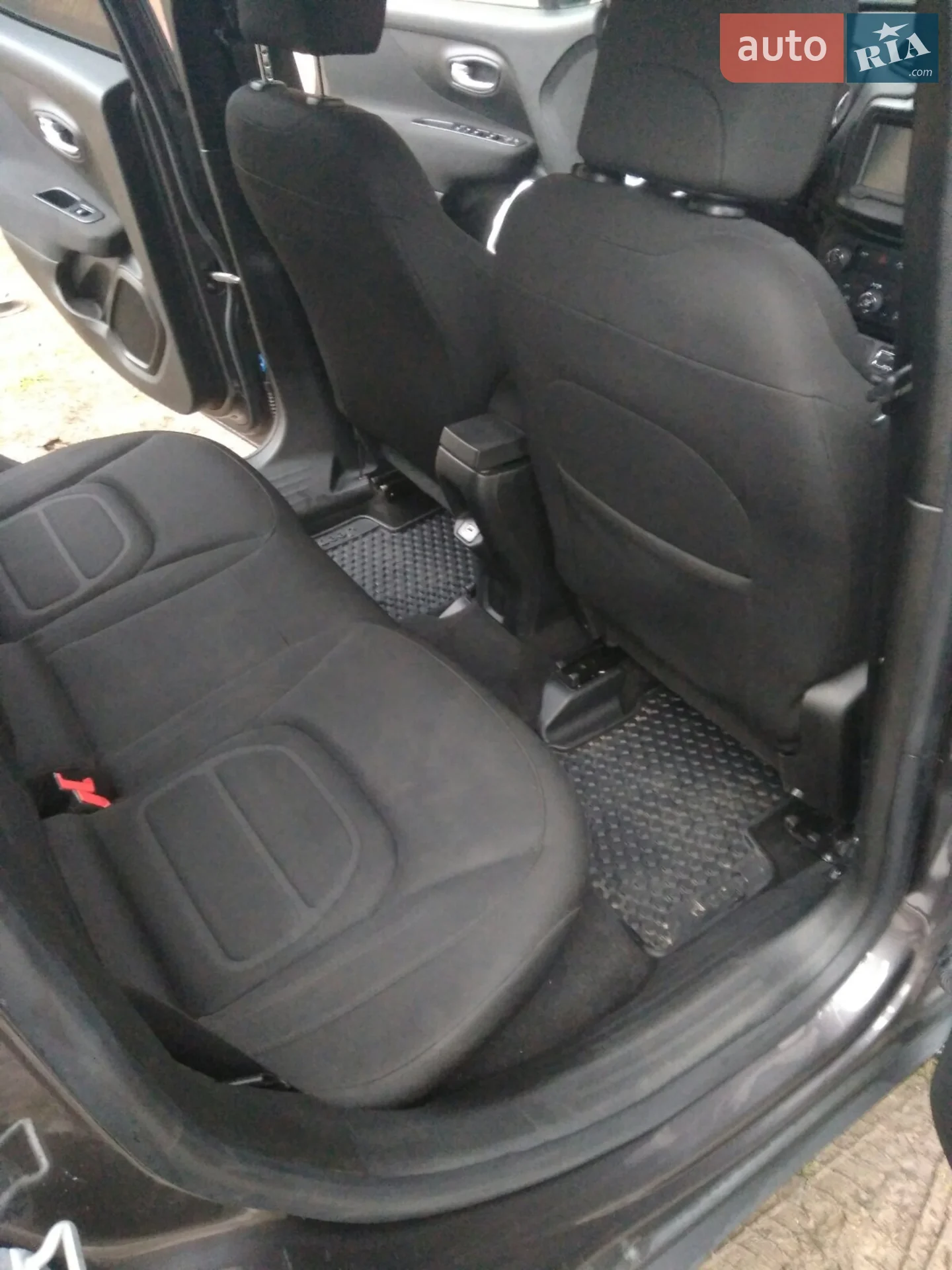 2019 Jeep Renegade - мініатюра 15