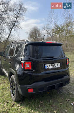 Внедорожник / Кроссовер Jeep Renegade 2017 в 