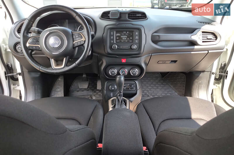 Позашляховик / Кросовер Jeep Renegade 2016 в Києві