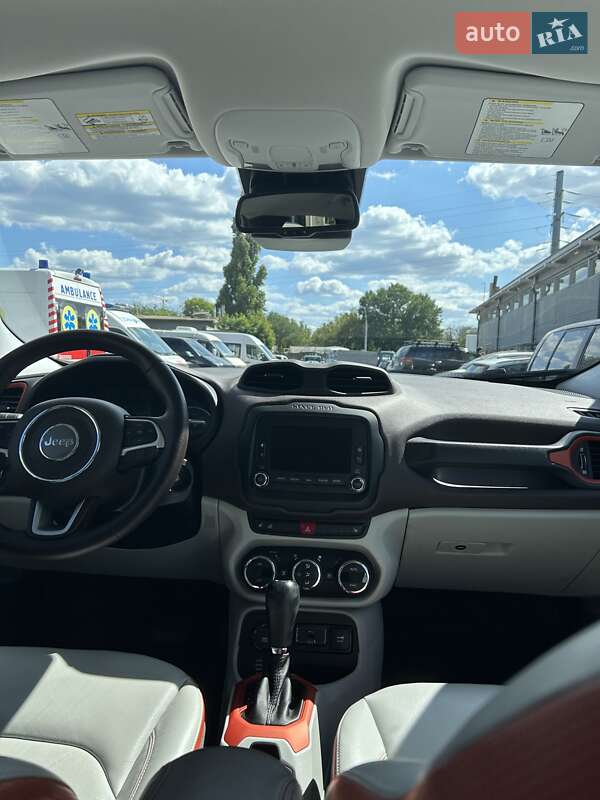 Позашляховик / Кросовер Jeep Renegade 2015 в Одесі