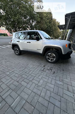 Внедорожник / Кроссовер Jeep Renegade 2015 в Одессе