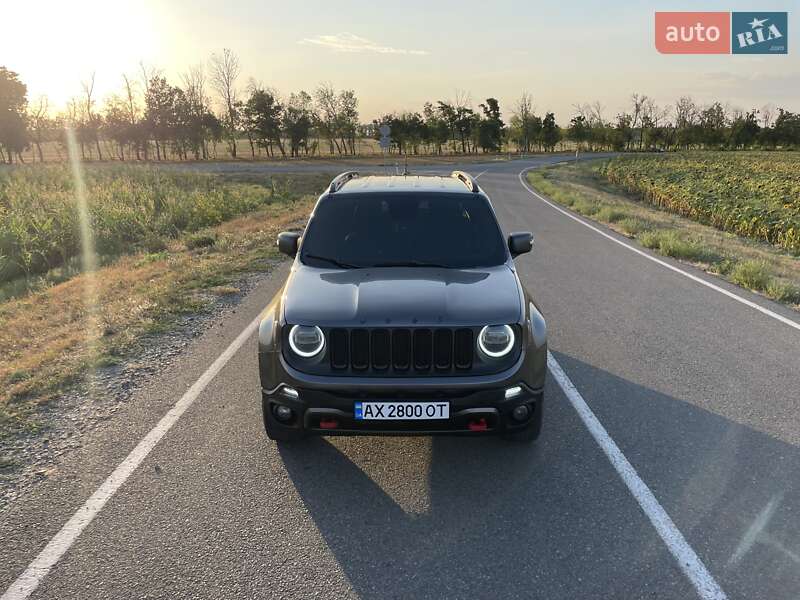 Позашляховик / Кросовер Jeep Renegade 2017 в Лозовій