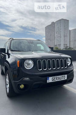 Внедорожник / Кроссовер Jeep Renegade 2016 в Вишневом