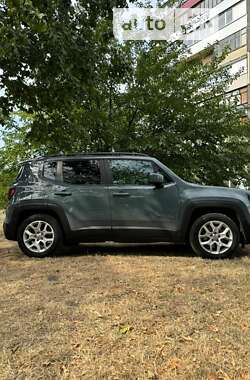 Позашляховик / Кросовер Jeep Renegade 2018 в 
