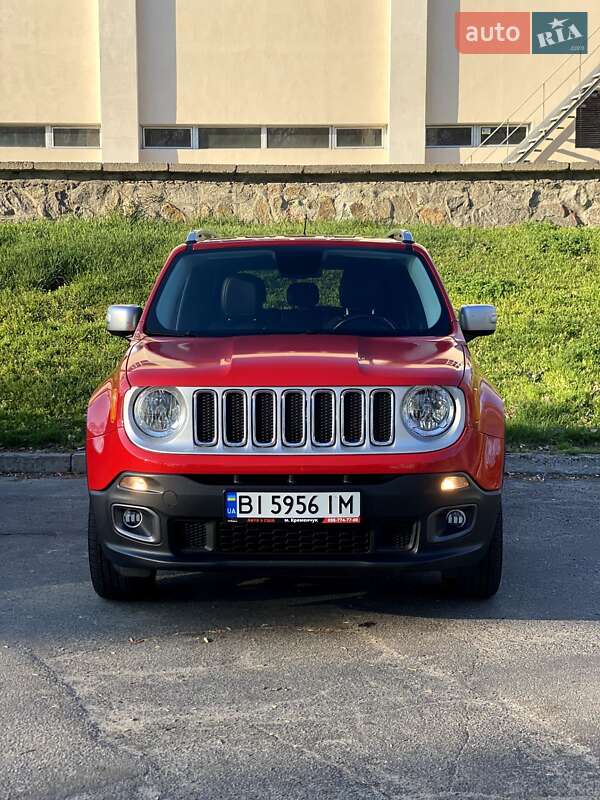 Внедорожник / Кроссовер Jeep Renegade 2016 в 