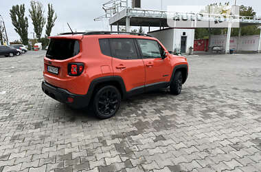 Внедорожник / Кроссовер Jeep Renegade 2016 в Виннице