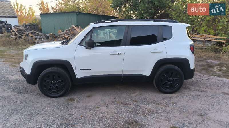 Внедорожник / Кроссовер Jeep Renegade 2018 в Смеле