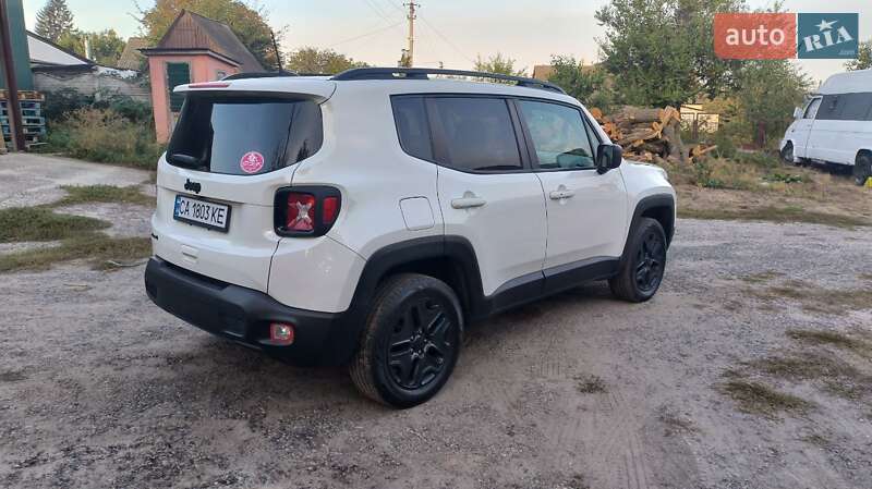 Внедорожник / Кроссовер Jeep Renegade 2018 в Смеле