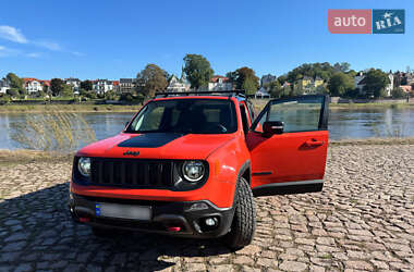 Внедорожник / Кроссовер Jeep Renegade 2019 в Ужгороде