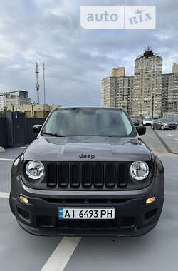 Позашляховик / Кросовер Jeep Renegade 2016 в Києві