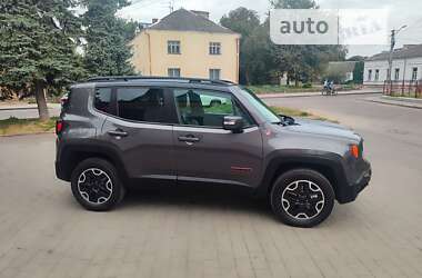 Позашляховик / Кросовер Jeep Renegade 2016 в Дубні