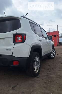 Внедорожник / Кроссовер Jeep Renegade 2016 в Киеве