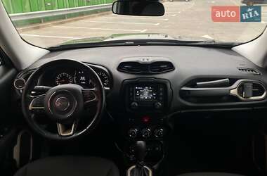 Внедорожник / Кроссовер Jeep Renegade 2016 в Киеве