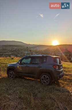 Позашляховик / Кросовер Jeep Renegade 2016 в Києві