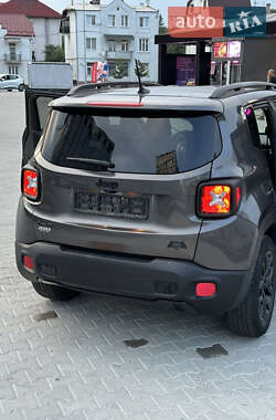 Позашляховик / Кросовер Jeep Renegade 2015 в Львові