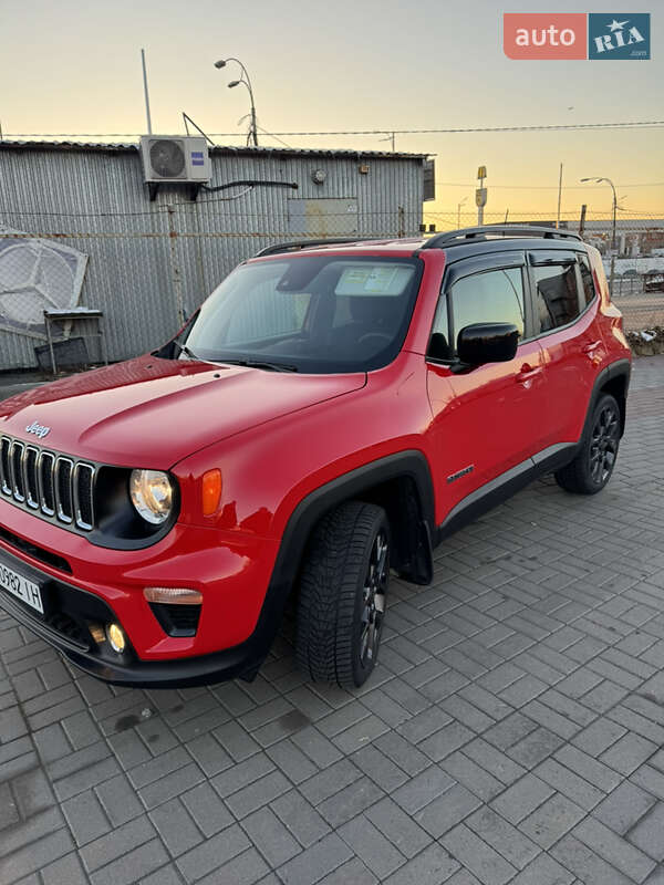 Внедорожник / Кроссовер Jeep Renegade 2021 в Киеве