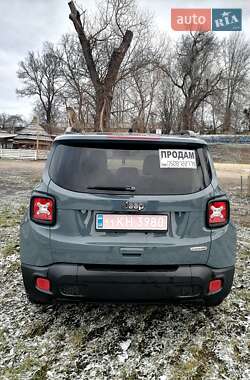 Позашляховик / Кросовер Jeep Renegade 2018 в Валках