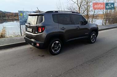 Позашляховик / Кросовер Jeep Renegade 2016 в Василькові