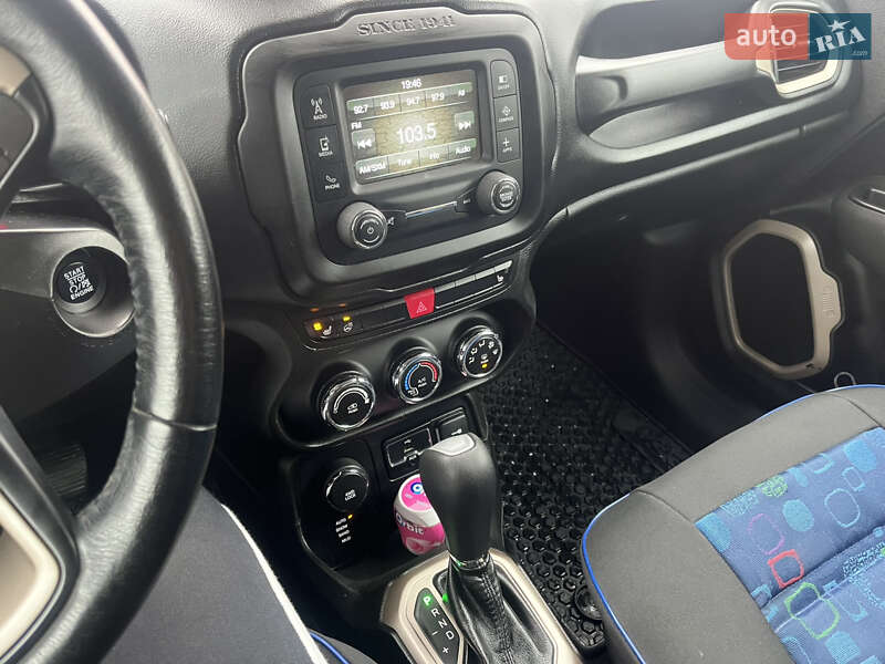 Внедорожник / Кроссовер Jeep Renegade 2017 в Харькове