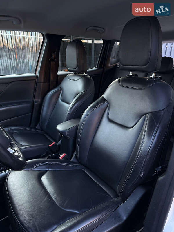 Позашляховик / Кросовер Jeep Renegade 2019 в Южноукраїнську