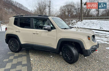 Внедорожник / Кроссовер Jeep Renegade 2016 в Ивано-Франковске