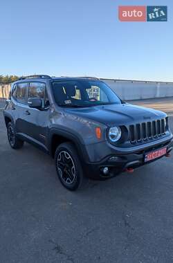 Позашляховик / Кросовер Jeep Renegade 2016 в Києві