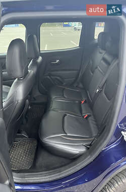 Внедорожник / Кроссовер Jeep Renegade 2019 в 
