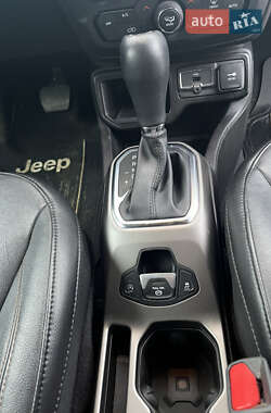 Внедорожник / Кроссовер Jeep Renegade 2019 в 
