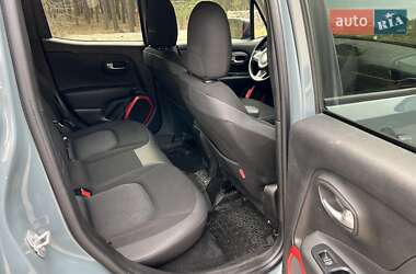 Позашляховик / Кросовер Jeep Renegade 2016 в 