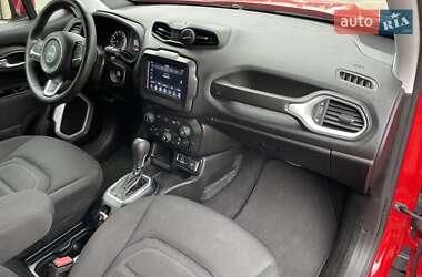 Внедорожник / Кроссовер Jeep Renegade 2018 в 