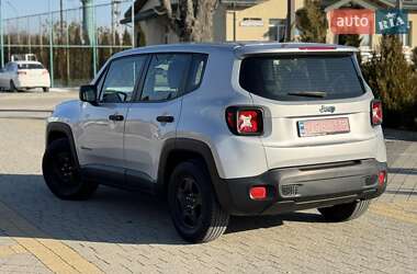 Внедорожник / Кроссовер Jeep Renegade 2016 в Львове