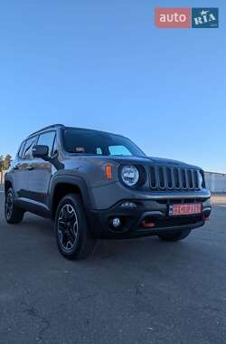 Внедорожник / Кроссовер Jeep Renegade 2016 в Киеве