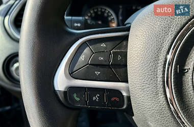 Внедорожник / Кроссовер Jeep Renegade 2018 в 