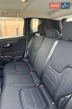 Внедорожник / Кроссовер Jeep Renegade 2021 в 