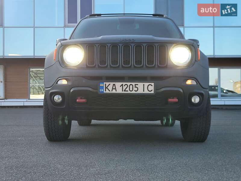 Позашляховик / Кросовер Jeep Renegade 2016 в Києві