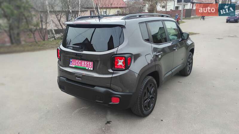 Внедорожник / Кроссовер Jeep Renegade 2018 в Дубно