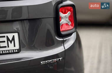 Внедорожник / Кроссовер Jeep Renegade 2018 в 