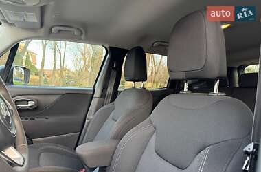 Внедорожник / Кроссовер Jeep Renegade 2020 в 