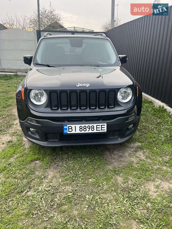 Внедорожник / Кроссовер Jeep Renegade 2016 в Полтаве