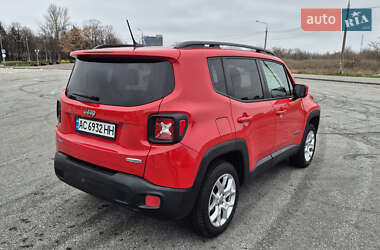 Позашляховик / Кросовер Jeep Renegade 2015 в 