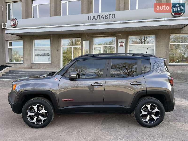 Внедорожник / Кроссовер Jeep Renegade 2019 в Киеве
