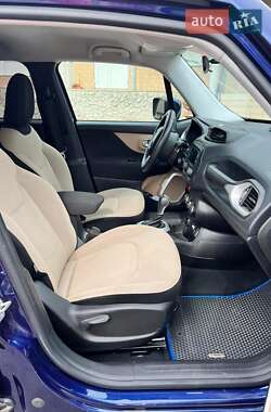 Внедорожник / Кроссовер Jeep Renegade 2017 в 