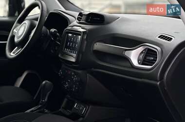 Позашляховик / Кросовер Jeep Renegade 2020 в 