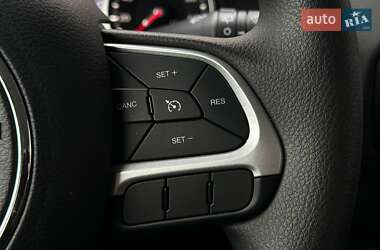 Позашляховик / Кросовер Jeep Renegade 2020 в 