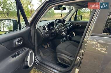 Позашляховик / Кросовер Jeep Renegade 2017 в 