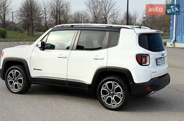 Внедорожник / Кроссовер Jeep Renegade 2016 в 