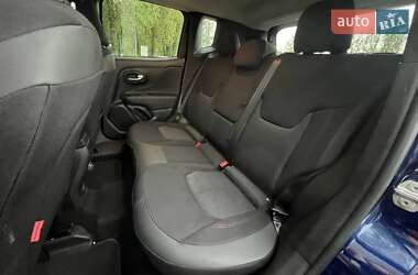 Позашляховик / Кросовер Jeep Renegade 2021 в 