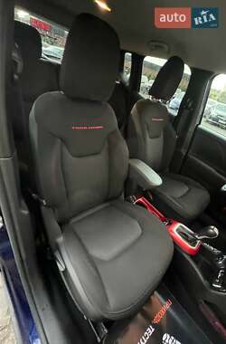 Позашляховик / Кросовер Jeep Renegade 2021 в 