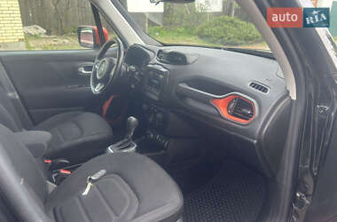 Внедорожник / Кроссовер Jeep Renegade 2020 в 
