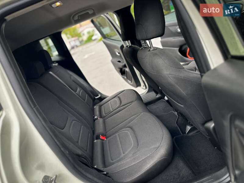 Позашляховик / Кросовер Jeep Renegade 2020 в Хмельницькому